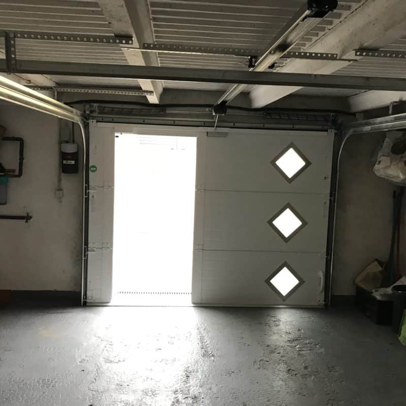mpo fenêtres porte de garage avec portillon intégré ouverture plafond 3
