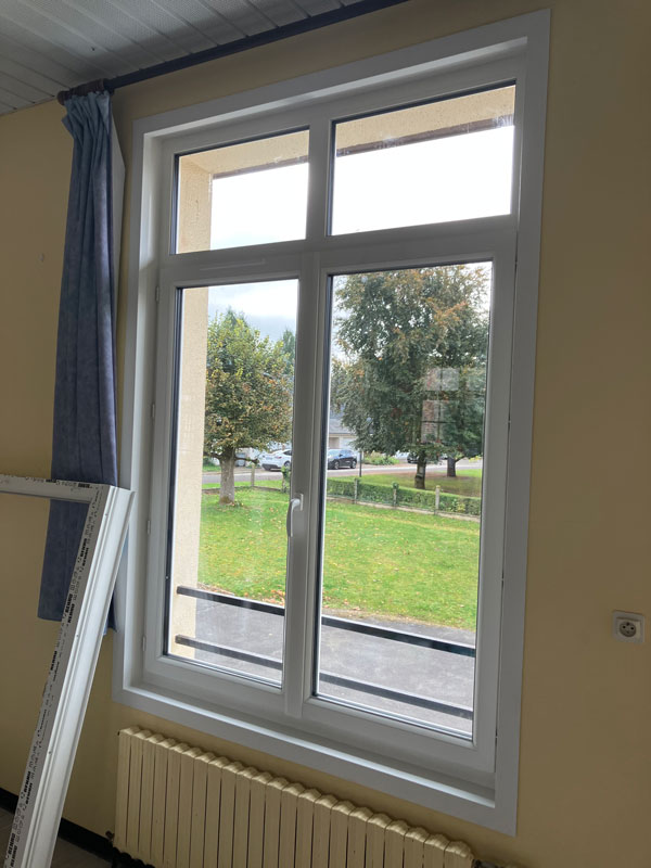 fenêtre pvc blanc triple vitrage mpo fenêtres alençon fenêtre pvc blanc triple vitrage mpo fenêtres alençon