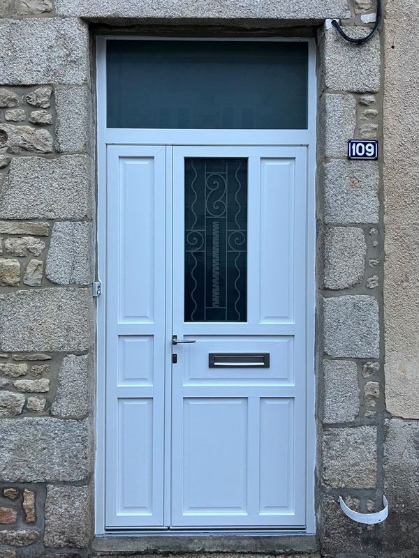 porte d'entrée pvc avec vitrage mpo fenêtres alençon porte d'entrée pvc avec vitrage mpo fenêtres alençon